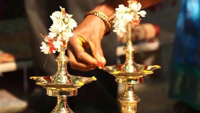 லட்சுமி தாயாரின் செல்ல பிள்ளைகளாக மாற இதெல்லாம் உங்க வீட்டில் இருக்க வேண்டுமாம்!!