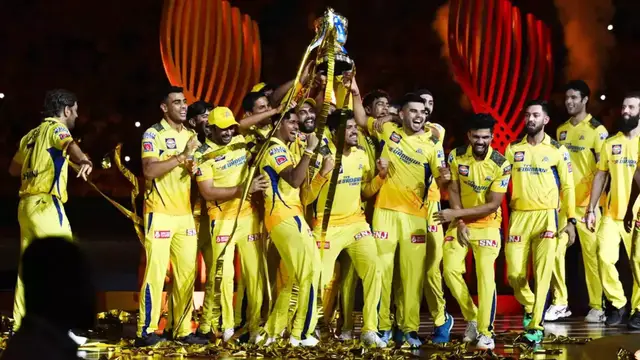 கண்ணிருடன் விடைபெற்ற அம்பதி ராய்டு, ரோஹித் ஷர்மாவின் எந்த சாதனையை சமன் செய்தார் தெரியுமா?