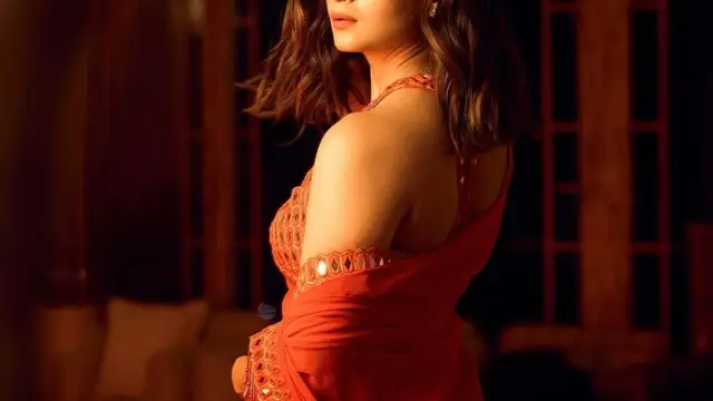 Mommy आलिया भट्ट के साथ क्यूट राहा ने साथ किया डे आउट, बालों का क्यूट स्टाइल देख फैंस हुए फिदा