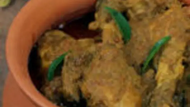 காரசாரமான ருசியில் நாட்டுக்கோழி கறிவேப்பிலை கிரேவி ஒரு முறை இப்படி செய்து பாருங்கள்!