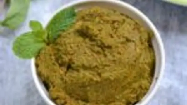 புதினா துவையல் சுவையை இப்படி செஞ்சி பாருங்க!