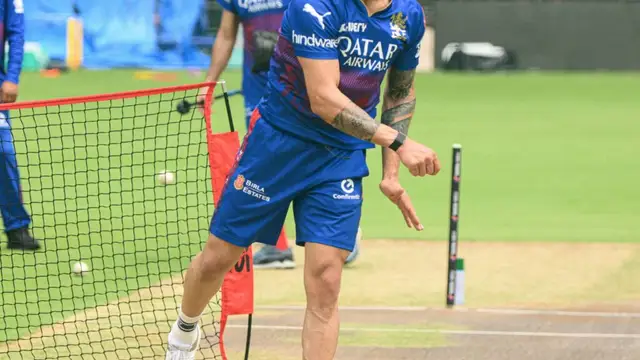 RCB Playoffs Scenario: सिर्फ चेन्नई को हराने से नहीं चलेगा काम, प्लेऑफ में आने के लिए RCB का ये रहा पूरा गणित