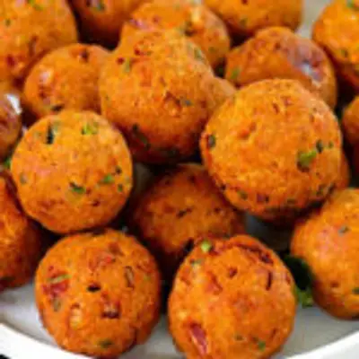 பார்த்தாலே நாவில் எச்சி ஊறும் சுலையில் வெஜ் கோலா உருண்டை இப்படி செஞ்சி பாருங்க!