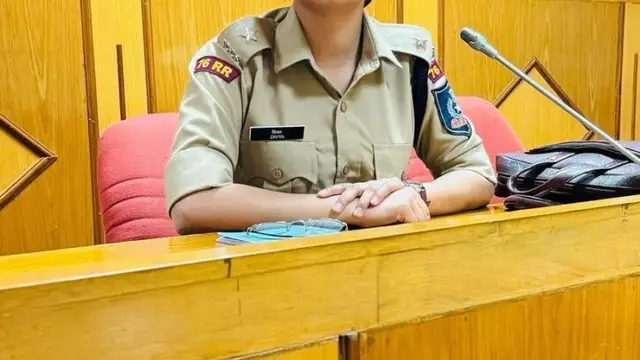 मजदूर मां की बेटी ने ऐसे किया यूपीएससी क्लियर, जानें आईपीएस Divya Tanwar की इंस्पिरेशनल स्टोरी