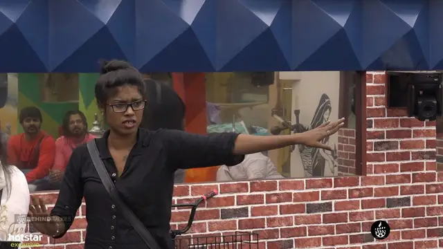 Diya Sana in Bigg Boss House