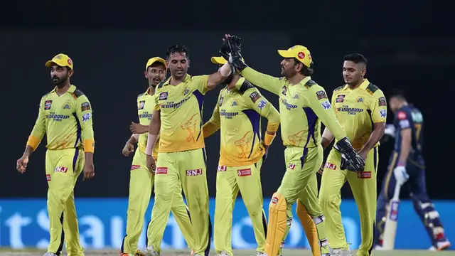 IPL வரலாற்றில் 10வது முறையாக பைனலுக்கு சென்ற சென்னை சூப்பர் கிங்ஸ் -குஜராத்தை வீழ்த்தி அதிரடி வெற்றி.