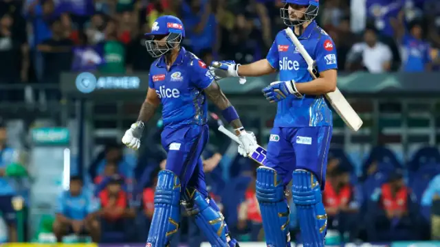 ஒவ்வொரு போட்டியிலும் வித்தியாசமான ஷாட்டுகளை அடிக்க காரணம் என்ன? அவரே கூறிய விளக்கம்.