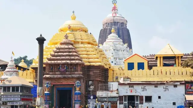 அசைவ உணவை பிரசாதமாக தரும் இந்தியாவில் உள்ள 8 கோவில்கள் பற்றி தெரியுமா ?
