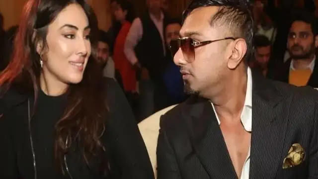 हनी सिंह की गर्लफ्रेंड टीना थडानी ने अपने रिश्ते पर की खुलकर बात, कहा- ‘मैं ट्रेल पर ध्यान नहीं देती’