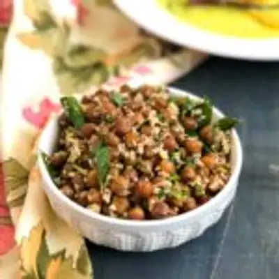 கோவில் ஸ்டைல் சுண்டல் செய்வது எப்படி ?