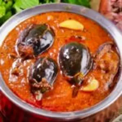 மதிய உணவுக்கு இனி கத்திரிக்காய் கறி குழம்பு இப்படி செய்து பாருங்க! ஒரு தட்டு சோறும் காலியாகும்!