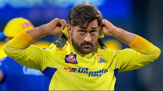 போட்டியில் எப்படி வெல்லணும்னு அவர பாத்து கத்துக்கோங்க – கங்குலி சொன்னது யாரை தெரியுமா?