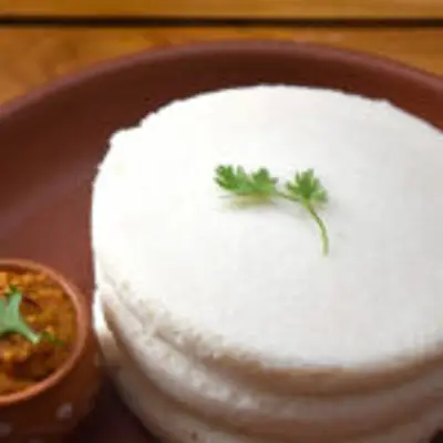பஞ்சு போன்ற மென்மையான தட்டு இட்லி செய்வது எப்படி ?