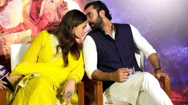 पहली मुलाकात में ही रणबीर को दिल दे बैठी थी आलिया, जानिए कहां हुई थी पहली मुलाकात