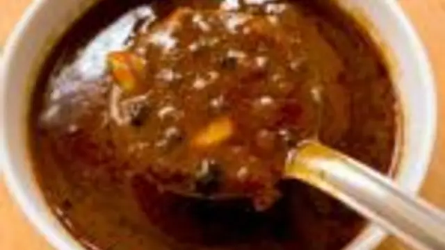 மணத்தக்காளி புளிகுழம்பு செய்வது எப்படி ?  இளம் தாய்மார்களுக்கு முக்கியமாக செய்து கொடுங்கள்.