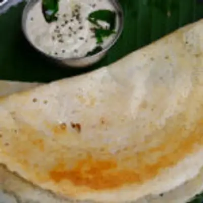 வெள்ளை காராமணி சேர்த்த, புரத சத்து அதிகமாக உள்ள ருசியான மொறு மொறு தோசை! மிக எளிமையா மாவு தயார் செய்யலாம்!