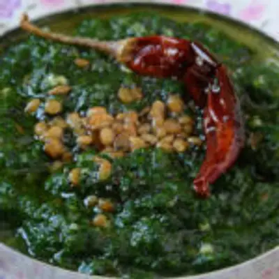 பருப்பு, வெங்காயம், தக்காளி, எதுவும் சேர்க்காமல்  கீரை மசியல் 5 நிமிஷத்துல இப்படி செய்து பாருங்க!