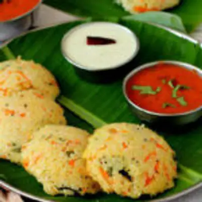 இரவு உணவுக்கு இப்படி மசாலா ரவை இட்லி செய்து கொடுத்தால் 2 இட்லி அதிகமாவே சாப்பிடுவாங்க!