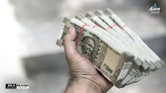 கடன் பிரச்சனைகள் தீர வெள்ளிக்கிழமை அன்று மகாலட்சுமி தாயாரை இப்படி வழிபடுங்க!!