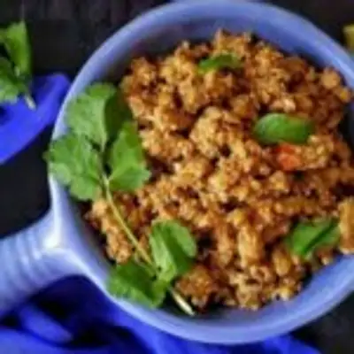 சுட சுட சோறுடன் சாப்பிட காளிஃப்ளவர் எக் பொரியல் இப்படி செய்து பாருங்க!
