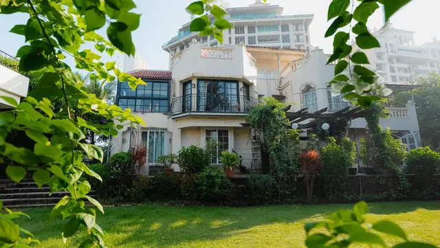 अर्चना पूरन सिंह ने मड आइलैंड में खरीदा आलीशान बंगला, होने वाली बहुओं संग सास का खास कमरा, गोवा जैसा है नजारा
