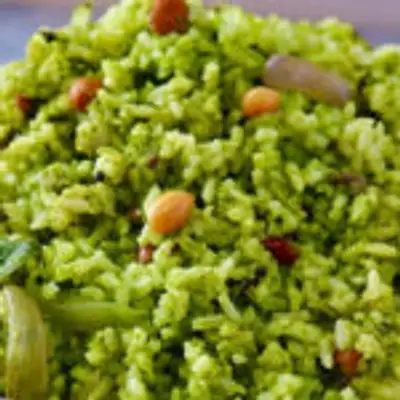 மதிய உணவுக்கு சுட சுட கொத்தமல்லி சாதம் மஇனி இப்படி ட்ரை பன்னி பாருங்க! மிஸ் பன்னிடாதீங்க!
