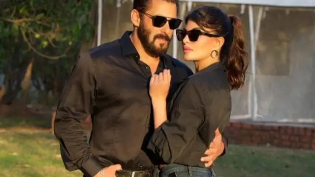 Most Expensive Gifts for Celebs: इन बॉलीवुड सितारों को मिला है सबसे महंगा गिफ्ट, कीमत जानकर आपके भी उड़ जाएंगे होश