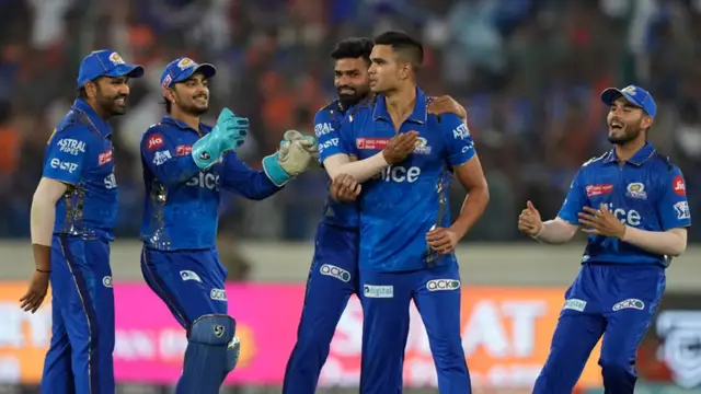 “अर्जुन का तीर निशाने पर…!” Arjun Tendulkar ने लिया आईपीएल का पहला विकेट तो सोशल मीडिया पर बने मजेदार मीम्स, देखे फैंस का रिएक्शन