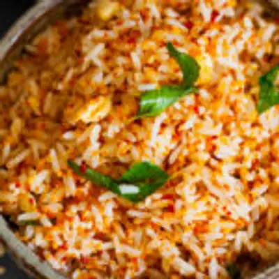 காலை உணவாக ருசியான இட்லி பொடி சாதம் செய்து பாருங்க ? இதன் ருசியே தனி தான்!!