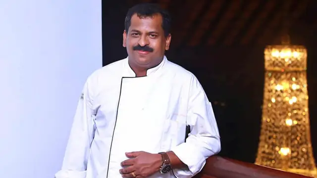 பூண்டு ரசம் கிடைக்குமா? தமிழில் கேட்ட தோனி – தோனிக்கு சமைத்து குறித்து சுரேஷ் பிள்ளை நெகிழ்ச்சி.