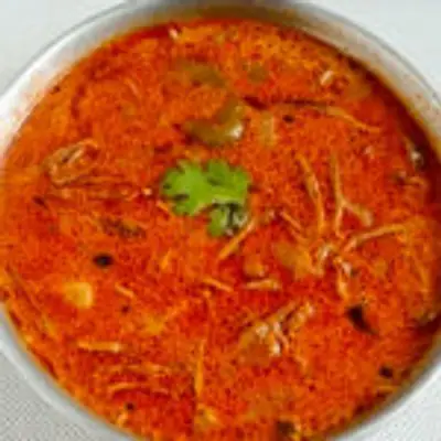 காரசாரமான வாழைப்பூ குழம்பு செய்வது எப்படி ?