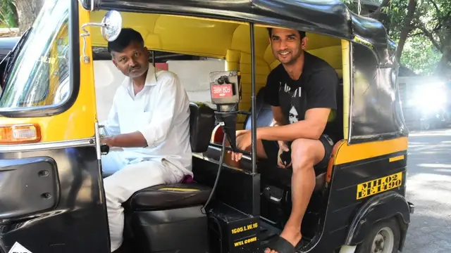 मलाइका अरोड़ा से लेकर सलमान खान तक, यह रहे कुछ ऐसे सेलिब्रिटीज जिन्हें पब्लिक ट्रांसपोर्ट का इस्तेमाल करते हुए देखा गया
