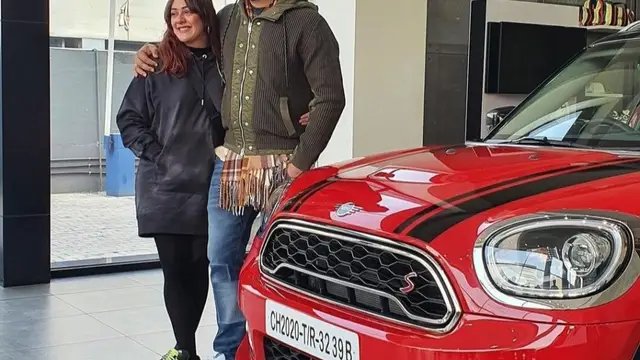 भारतीय क्रिकेटर्स और उनकी सबसे महंगी कारें