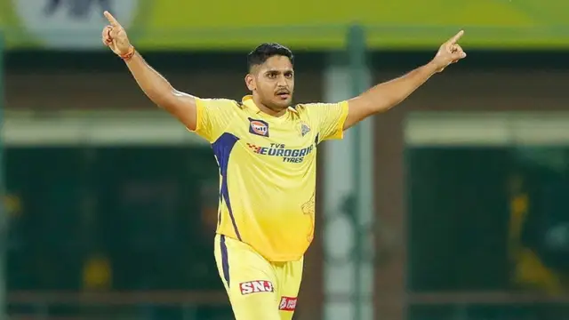 இந்திய அணியின் T20 போட்டிகளில் இடம் பெற வாய்ப்பு இருக்கும் 3 ஐபிஎல் வீரர்கள் யார் யார் தெரியுமா?