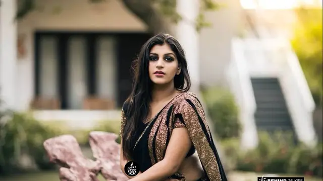 Yashik Anand Irutu Arayil Murattu Kuthu