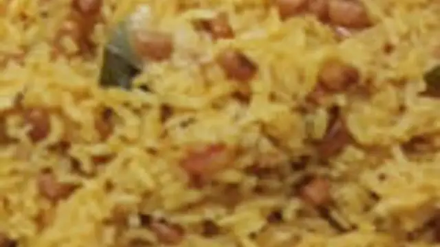 லஞ்ச் பாக்ஸுக்கு ஹெல்தியான இந்த தட்டை பயறு சாதம் செஞ்சு பாருங்க!!