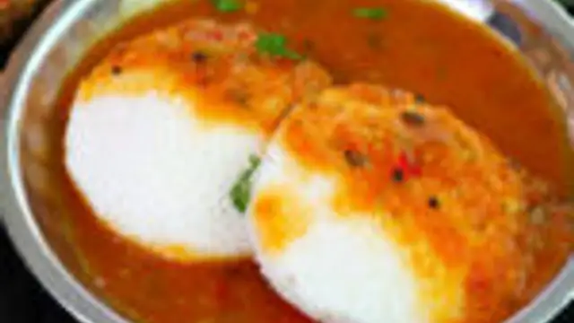 பருப்பில்லாதே நேரங்களில் ரோட்டு கடை ஸ்டைல்  தக்காளி சாம்பார் இப்படி ட்ரை பண்ணி பாருங்க!