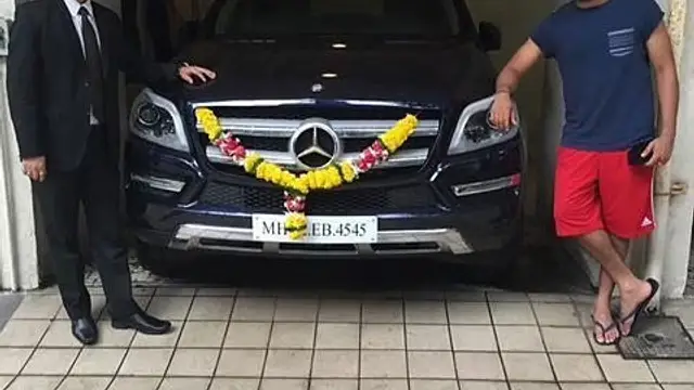 भारतीय क्रिकेटर्स और उनकी सबसे महंगी कारें