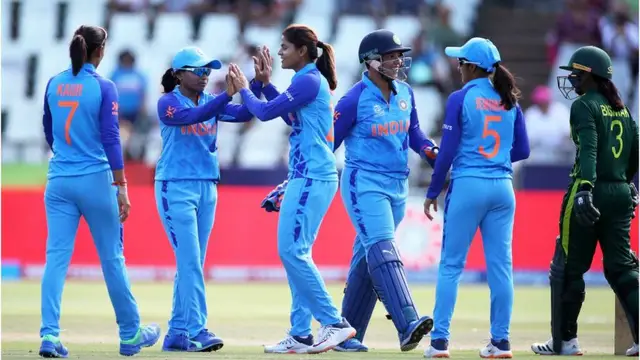 भारत ने पाकिस्तान पर जीत के साथ की विश्वकप की विजयी शुरुआत, विस्फोटक पारी खेल इस महिला बल्लेबाज ने दिलाई 7 विकेट से जीत