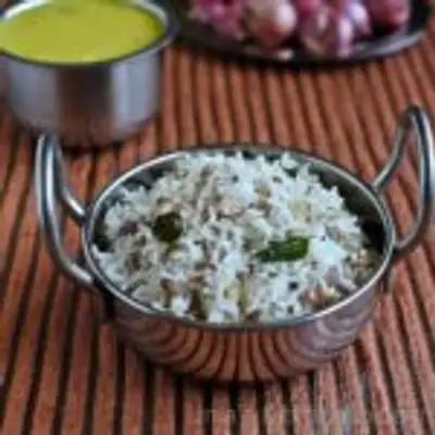 மணமணக்கும் சுவையான வெங்காய சாதம் செய்வது எப்படி ?