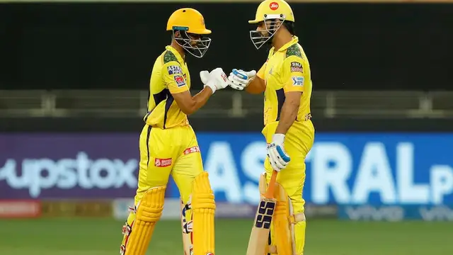 இது சரியான முடிவு கிடையாது. தோனி டீம்ல இருக்குறது ருதுராஜூக்கு தான் கஷ்டமா இருக்கும் – முன்னாள் இந்திய வீரர் வாசிம் ஜாபர் பேச்சு
