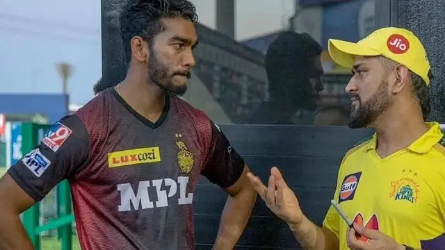 அந்த விஷயத்தில் தோனி ஒரு கலைஞன். அவர் செய்ததை போன்று இந்த உலகத்தில் யாராலும் செய்ய முடியாது – வெங்கடேஷ் ஐயர்.