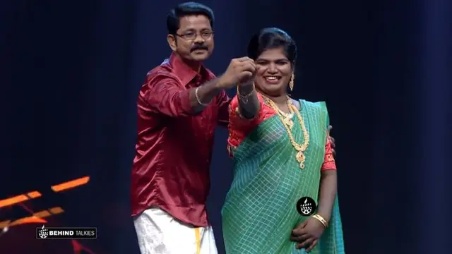 Aranthangi Nisha and Riaz in Mr And Mrs Chinnathirai