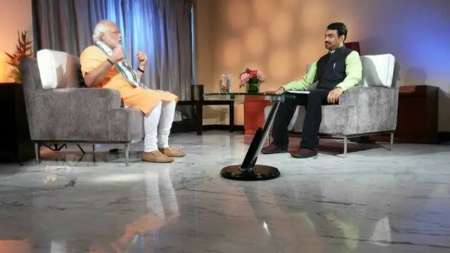pandey with modi