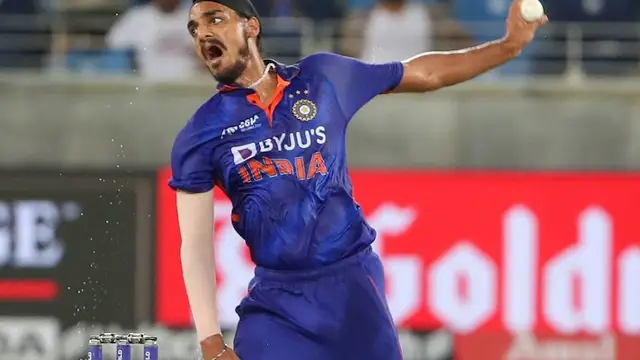 IPL 2025 Mega Auction: मेगा ऑक्शन में लगेगी इन 6 धाकड़ तेज गेंदबाज की चांदी, हर एक को मिलेंगे 15 करोड़ से ज्यादा!