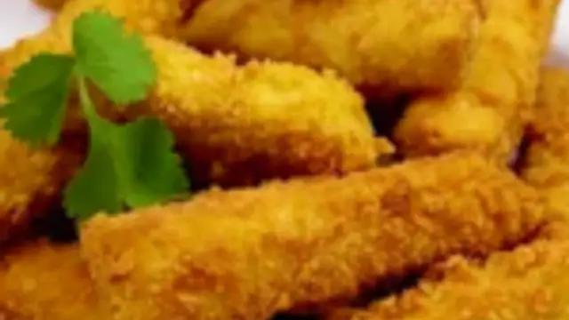 மாலை வேலையில் டீ, காப்பியுடன் சாப்பிட ஏற்ற எக் பிங்கர்ஸ் செய்வது எப்படி ?
