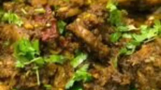 உங்க வீட்ல காடை வாங்கினால் இப்படி ஒரு தடவை காடை மிளகு வறுவல் செஞ்சு பாருங்க!!!