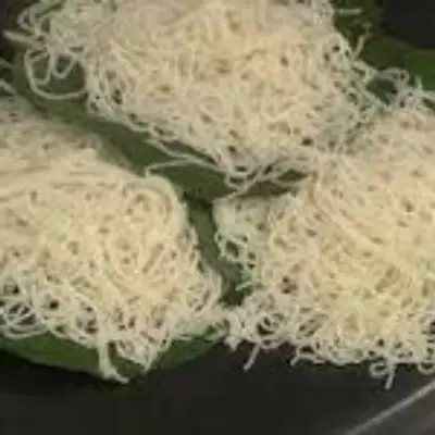 காலை உணவுக்கு ருசியான முந்திரி இடியாப்பம் இப்படி செய்து பாருங்க! இதன் ருசியே தனி தான்!!