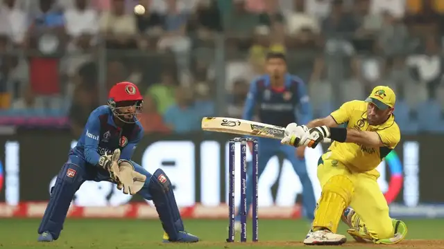 காயத்தில் இருந்த போதும் தனி ஒரு மனிதராக போட்டியை வென்று முடித்த மேக்ஸ்வெல்.