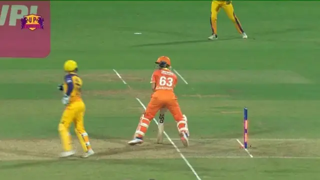 “इसके सामने तो धोनी भी फेल…!” Alyssa Healy ने बिना बॉल टच किये किया स्टंप आउट, वीडियो हो रहा वायरल